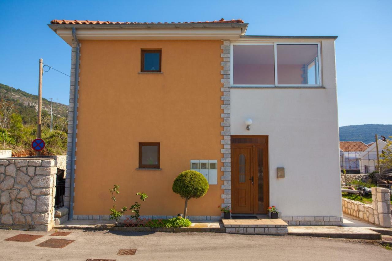 Apartman Madlen Cres Habitación foto